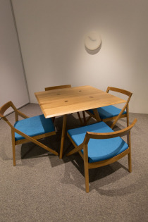 Teknion StudioTK Noka Chairs and Qui Table