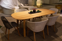 DEDON Outdoor Table & Chairs