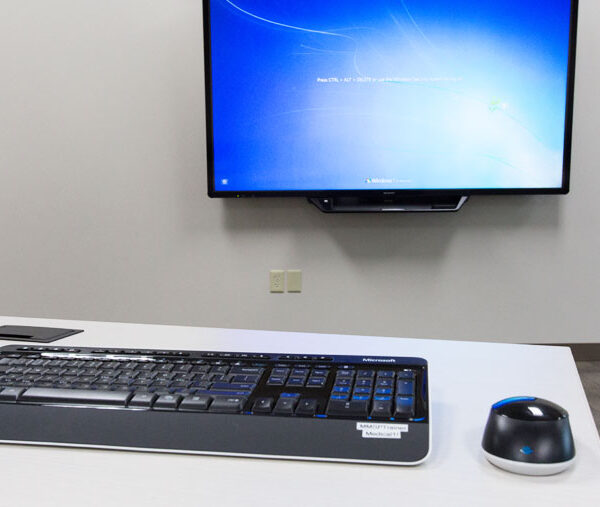 iSpace-Environments-Smiths-Medical-Interactive-PC