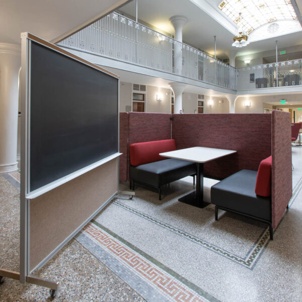 iSpace-Environments-College-of-Saint-Benedict-Furniture-IMG_8114