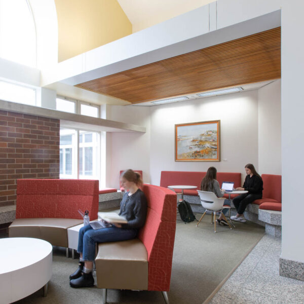 iSpace-Environments-College-of-Saint-Benedict-Furniture-IMG_8146