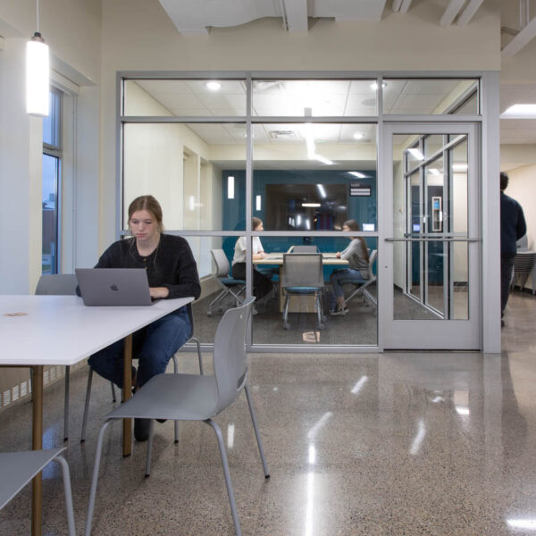 iSpace-Environments-College-of-Saint-Benedict-Furniture-IMG_8229