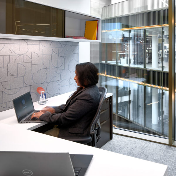 iSpace-Environments-Piper-Sandler-London-private-office-furniture