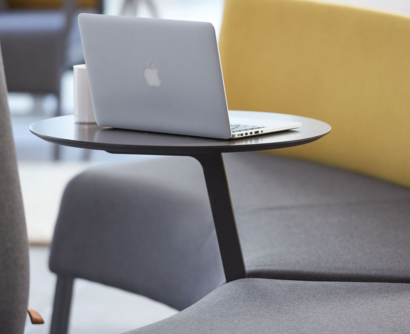iSpace-Environments-Higher-Ed-Solutions-Teknion-Zones-Modular-Seating-laptop-insert