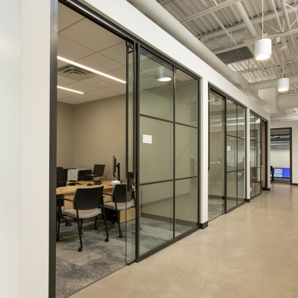 iSpace-Environments-Architectural-Walls-LOFFLER-9106