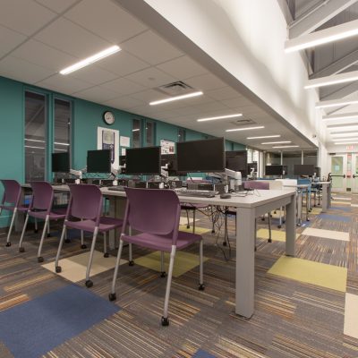 iSpace-Environments-IHCC-Computer-Station-Table-Chairs