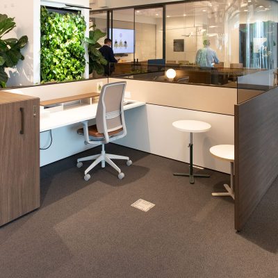 iSpace-Environments-Teknion-Design-Days-Showroom-District-with-Gallery-Screen